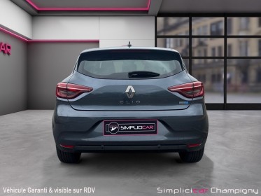 Renault clio v e-tech 140 ch limited occasion champigny-sur-marne (94) simplicicar simplicibike france