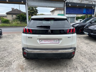 Peugeot 3008 1.2 puretech 130ch ss bvm6 active occasion simplicicar livry gargan simplicicar simplicibike france