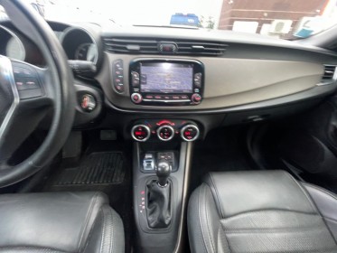 Alfa romeo giulietta 1.4 tb multiair 170 ch ss distinctive tct distrib faite occasion simplicicar meaux simplicicar...