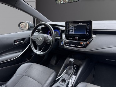 Toyota corolla touring sports hybride my22 122h design occasion paris 17ème (75)(porte maillot) simplicicar simplicibike...