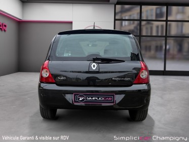 Renault clio campus 1.2 16v 75 ch / campus com / 1 ere main occasion champigny-sur-marne (94) simplicicar simplicibike france