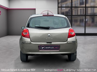 Renault clio iii 1.5 dci 70 eco2 authentique occasion simplicicar lagny  simplicicar simplicibike france