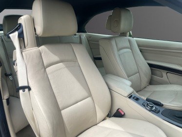 Bmw serie 3 cab e93 lci 325i 218 ch luxe bva origine entretien bmw royan / 1 ère main garanti 12 mois occasion simplicicar...