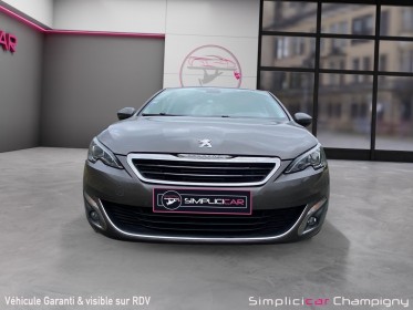 Peugeot 308 1.2  110ch ss bvm5 allure disitribution neuve/gps/camera de recul /limitateur de vitesse /ideal jeune permis...