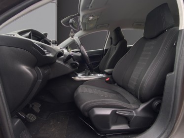 Peugeot 308 1.2  110ch ss bvm5 allure disitribution neuve/gps/camera de recul /limitateur de vitesse /ideal jeune permis...