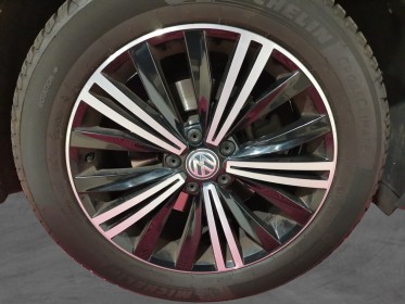 Volkswagen tiguan 150ch dsg7 finition carat / toit ouvrant / attelage elec. / full vw / garantie 12 mois occasion simplicicar...