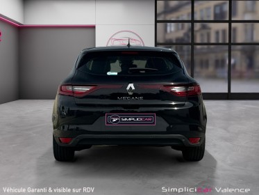 Renault megane iv berline 115 edc business entretien renault garantie 12mois occasion simplicicar valence - ksv  simplicicar...