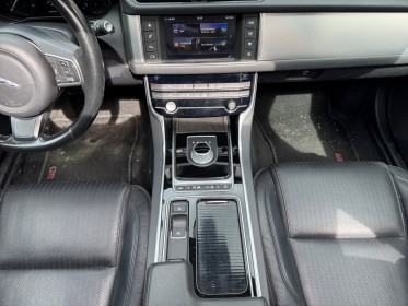 Jaguar xf xf 2.0 d - 180 ch bva awd prestige/garantie 12 mois/toit ouvrant/siÈges Électriques/hayon/attelage/entretien...