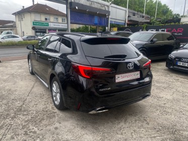 Toyota corolla hybride my22 122h dynamic occasion simplicicar livry gargan simplicicar simplicibike france