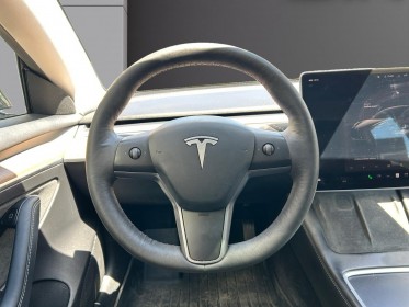 Tesla model 3 autonomie standard plus rwd garantie constructeur toit panoramique sièges Électriques/chauffants caméra...