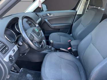Skoda yeti n1 2.0 tdi 110 cr occasion simplicicar lille  simplicicar simplicibike france