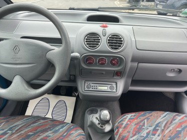 Renault twingo 1.2i authentique occasion simplicicar lille  simplicicar simplicibike france