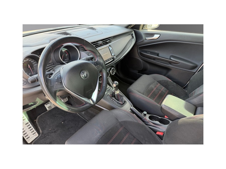 ALFA ROMEO d'occasion GIULIETTA 1.6 JTDM 120 SPORT EDITION TCT de