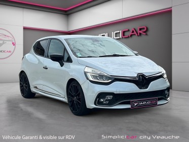 Renault clio iv 1.6 turbo 220 edc rs trophy / cuir chauffant / radar / bose occasion simplicicar veauche simplicicar...