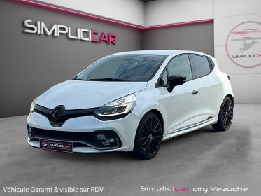 Renault clio iv 1.6 turbo 220 edc rs trophy / cuir chauffant / radar / bose occasion simplicicar veauche simplicicar...