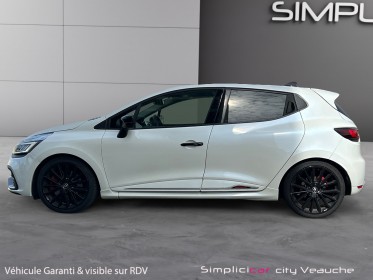 Renault clio iv 1.6 turbo 220 edc rs trophy / cuir chauffant / radar / bose occasion simplicicar veauche simplicicar...