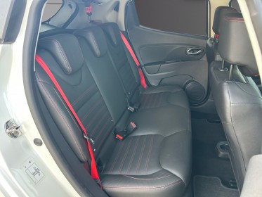 Renault clio iv 1.6 turbo 220 edc rs trophy / cuir chauffant / radar / bose occasion simplicicar veauche simplicicar...