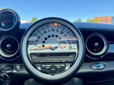 Mini hatch r56 1.6i - 184 cooper s a / toit ouvrant / milltek exhaust / chaine et pompe hp neuves occasion simplicicar...