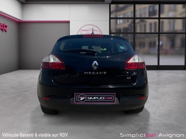 Renault megane iii berline 110cv fap eco2 dci bose euro 5 edc occasion avignon (84) simplicicar simplicibike france