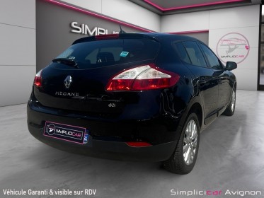 Renault megane iii berline 110cv fap eco2 dci bose euro 5 edc occasion avignon (84) simplicicar simplicibike france