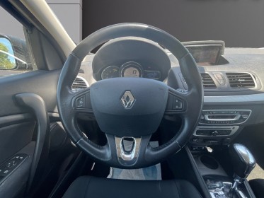 Renault megane iii berline 110cv fap eco2 dci bose euro 5 edc occasion avignon (84) simplicicar simplicibike france