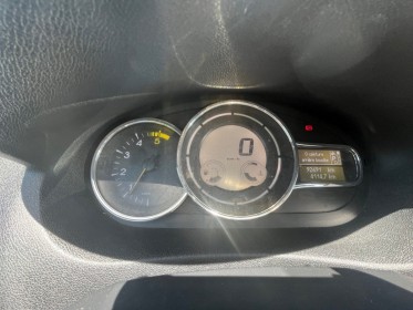 Renault megane iii berline 110cv fap eco2 dci bose euro 5 edc occasion avignon (84) simplicicar simplicibike france