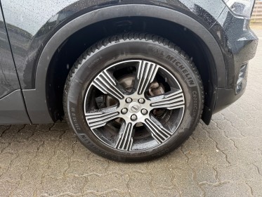 Volvo xc40 d3 adblue 150 ch geartronic 8 inscription full option / toit ouvrant / sièges chauffants / virtual cockpit /......