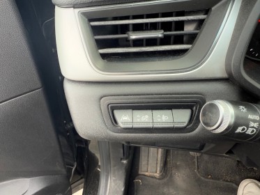 Renault captur 1.2 tce 100 zen / carplay / radar arrière / line assit / keyless occasion simplicicar dunkerque simplicicar...