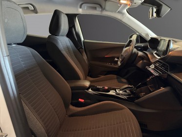Peugeot 2008 electrique 136 ch allure garantie 12 mois occasion simplicicar lunel simplicicar simplicibike france