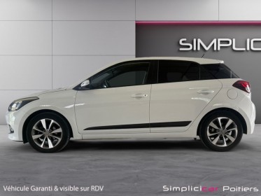 Hyundai i20 1.2 84 edition navi caméra de recul garantie 12 mois occasion simplicicar poitiers simplicicar simplicibike france