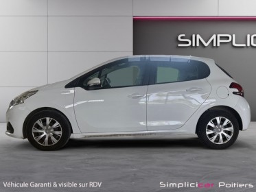 Peugeot 208 business luehdi 100ch ss bvm5 active business carplay garantie 12 mois occasion simplicicar poitiers simplicicar...