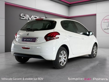 Peugeot 208 business luehdi 100ch ss bvm5 active business carplay garantie 12 mois occasion simplicicar poitiers simplicicar...