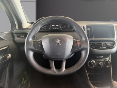 Peugeot 208 business luehdi 100ch ss bvm5 active business carplay garantie 12 mois occasion simplicicar poitiers simplicicar...