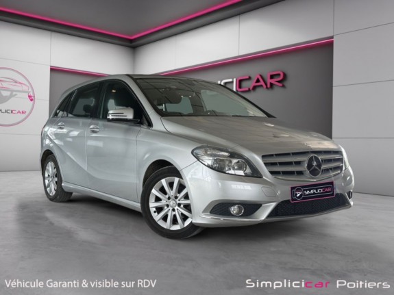 Mercedes classe b 180 cdi blueefficiency design 7-g dct a, caméra de recul garantie 12 mois occasion simplicicar poitiers...