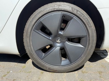 Tesla model 3 autonomie standard plus rwd / sièges chauffants / garantie tesla batterie jusqu'en 2029 occasion simplicicar...