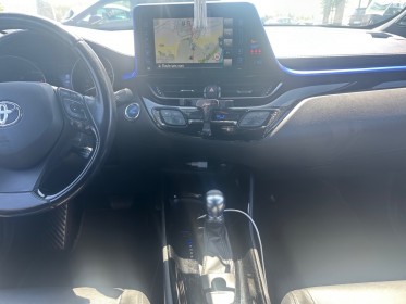 Toyota c-hr hybride 122h graphic, garantie 12 mois, entretenue chez toyota, caméra de recule, pack jbl, radar av  et ar...
