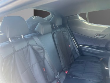 Toyota c-hr hybride 122h graphic, garantie 12 mois, entretenue chez toyota, caméra de recule, pack jbl, radar av  et ar...