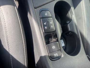 Kia niro 1.6 gdi hybride rechargeable 141 ch dct6 premium full options occasion simplicicar frejus  simplicicar simplicibike...