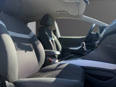 Ford kuga 2.0 tdci 140 dpf 4x2 trend - 1° main/suivi/keyless/radar - garantie 12 mois occasion simplicicar soissons...
