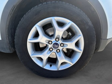 Ford kuga 2.0 tdci 140 dpf 4x2 trend - 1° main/suivi/keyless/radar - garantie 12 mois occasion simplicicar soissons...