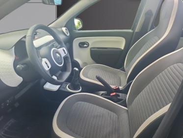 Renault twingo iii 1.0 sce 70 eco2 stop  start zen//toit ouvrant// occasion simplicicar lille  simplicicar simplicibike france
