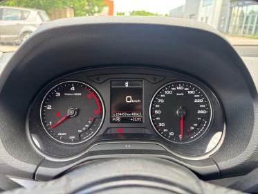 Audi q2 30 tdi 116 s tronic 7 s line - 1ère main - carplay - caméra recul - garantie 12 mois occasion simplicicar nimes -...