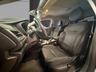 Renault megane iv berline tce 100 energy life occasion simplicicar brive la gaillarde  simplicicar simplicibike france