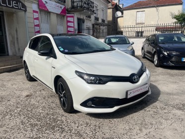 Toyota auris touring sports my17 hybride 136h collection occasion simplicicar livry gargan simplicicar simplicibike france