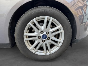 Ford focus 2.0 tdci 115 fap titanium powershift a - boite auto - radars de recul - bluetooth occasion simplicicar compiegne...
