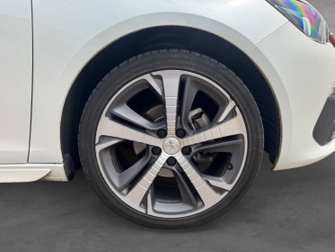 Peugeot 308 bluehdi 130ch ss eat8 gt line  sièges chauffants/massants  toit pano  applecarplay  garantie 12 mois occasion...