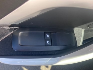 Peugeot 208 puretech 68ch bvm5 like occasion simplicicar vaucresson simplicicar simplicibike france