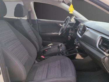 Kia stonic 1.0 t-gdi 100 ch isg bvm5 active occasion simplicicar caen  simplicicar simplicibike france