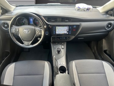 Toyota auris touring sports pro rc18 2019 hybride pro 136h design, garantie 12 mois, gps garantie constructeur, entretiens......