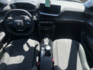 Peugeot 208 électrique 50 kwh 136ch allure pack caméra de recul 360° sièges chauffants suivi peugeot batterie garantie...